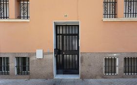 Beautiful Blue Triana Apartment